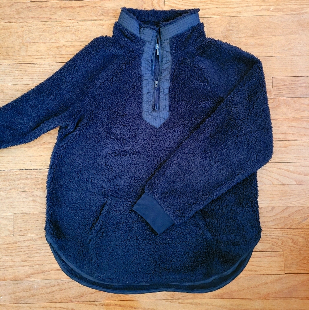 NWOT Sherpa Natural Reflections sweater
